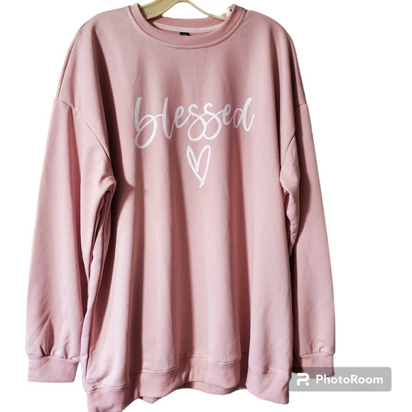 Sweatshirt Bundle - Picture 3 of 9